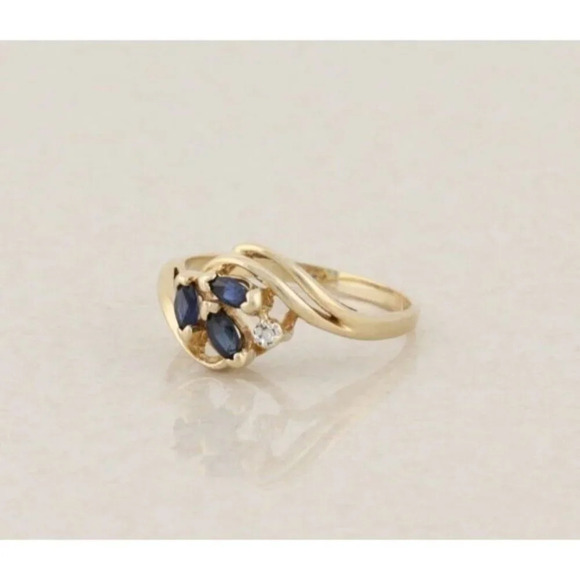 10k Yellow Gold Natural Blue Sapphire and Diamond Ring Size 5 1/4 - Picture 5 of 7